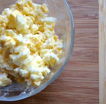 1 Minute Egg Salad in glass bowl.