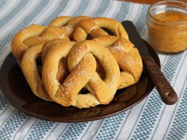 how-to-make-chewy-gluten-free-soft-pretzels-gluten-free-baking