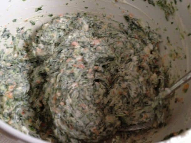 Gluten-free spinach dip in bowl.