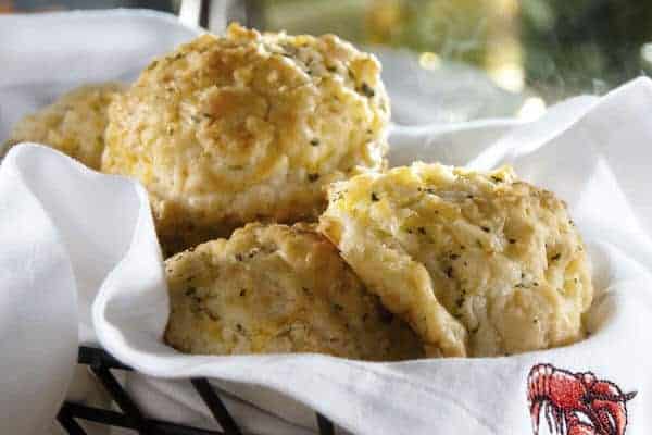 Review: Red Lobster's Gluten-Free Cheddar Bay Biscuit Mix - Gluten-Free  Baking