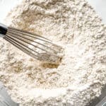 Gluten-free flour for vanilla cake.
