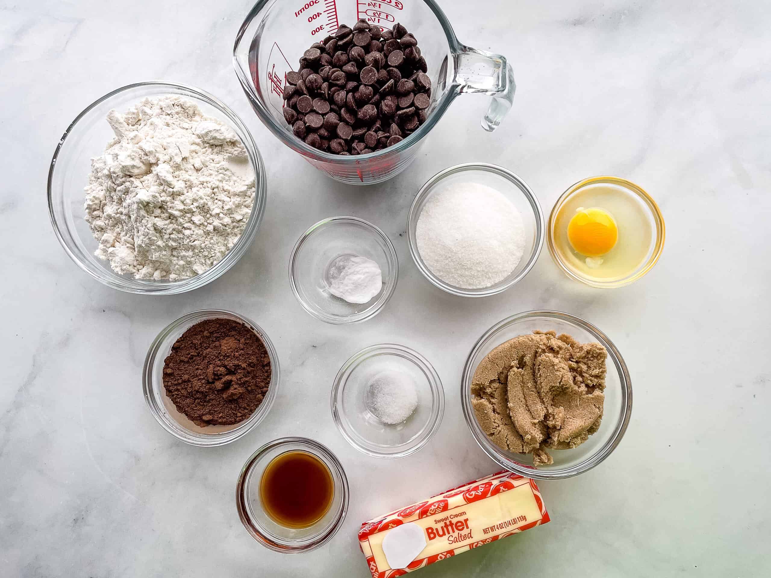 Ingredients for gluten-free chocolate cookies.